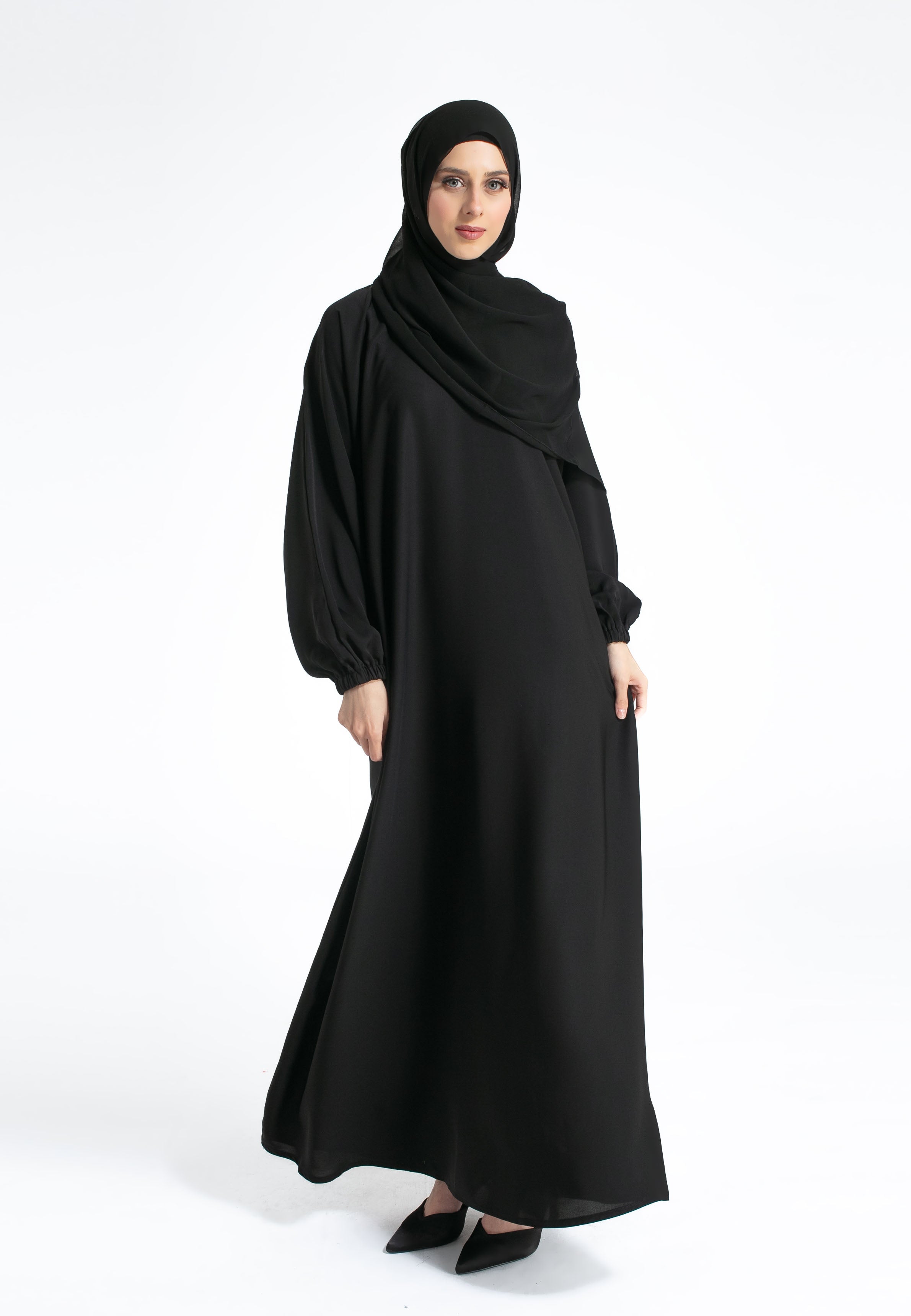 Black-Cuff-Pocket-Abaya
