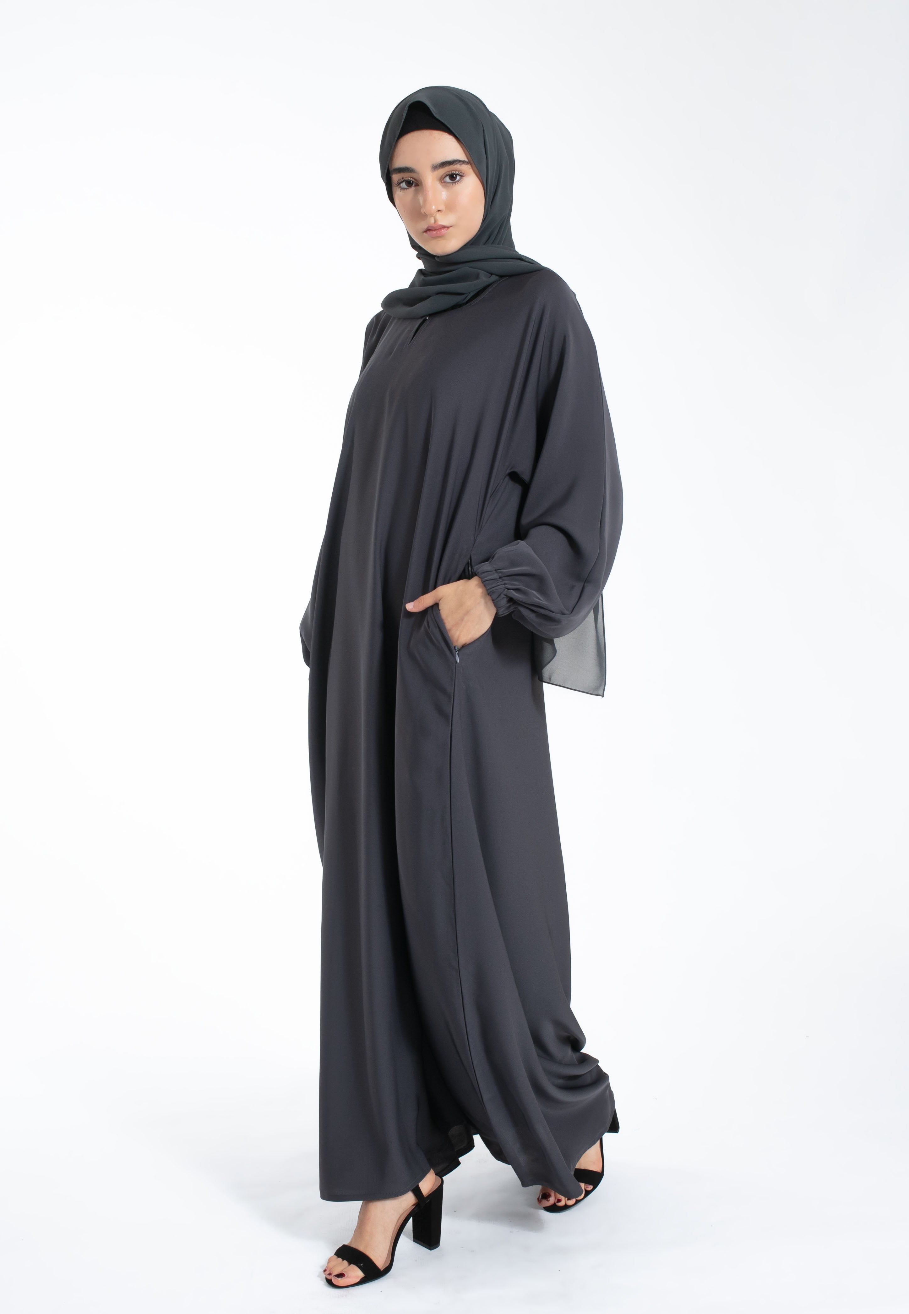 Black abaya with pockets best sale