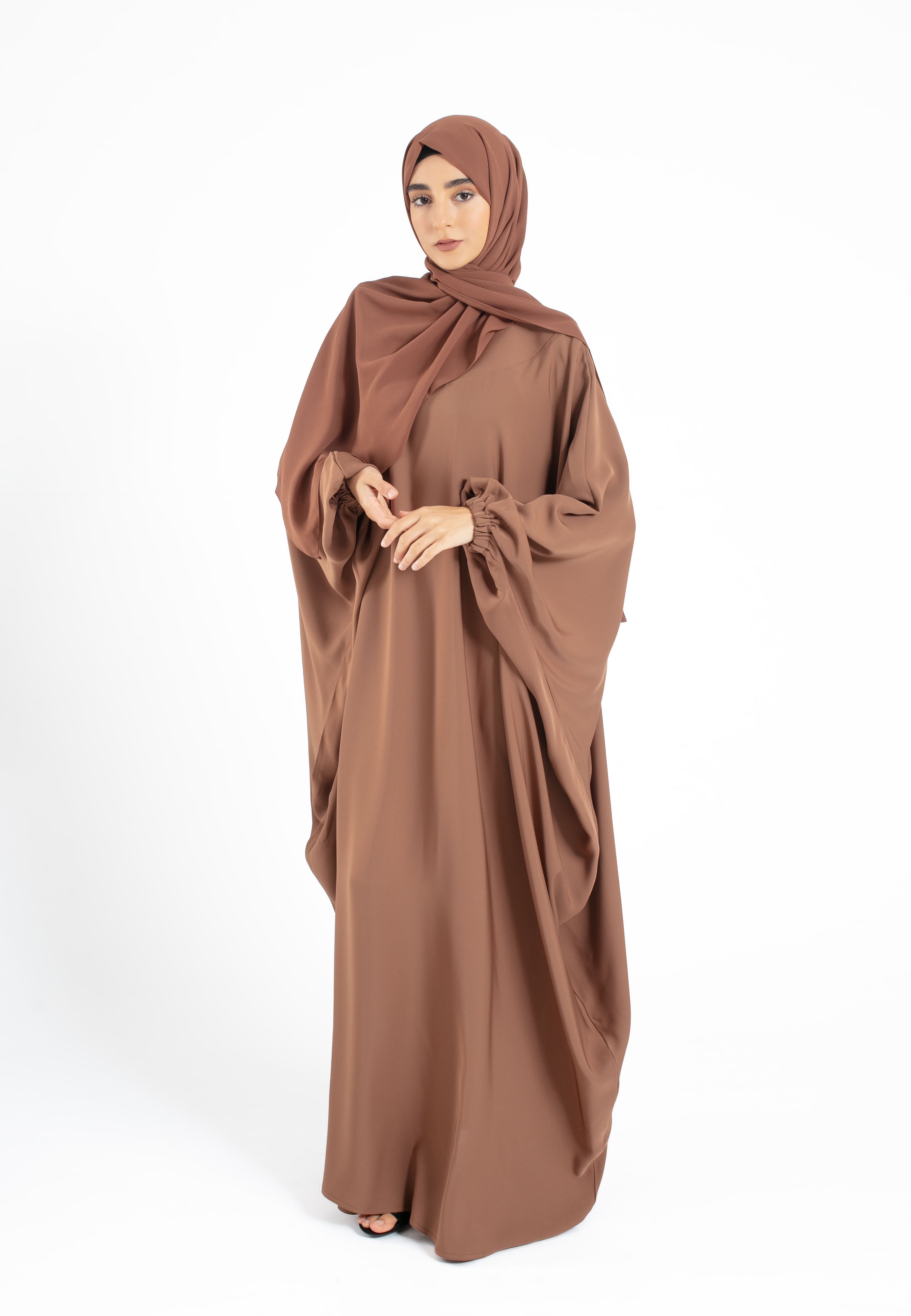Cuff-Sleeves-Farasha-Toffee
