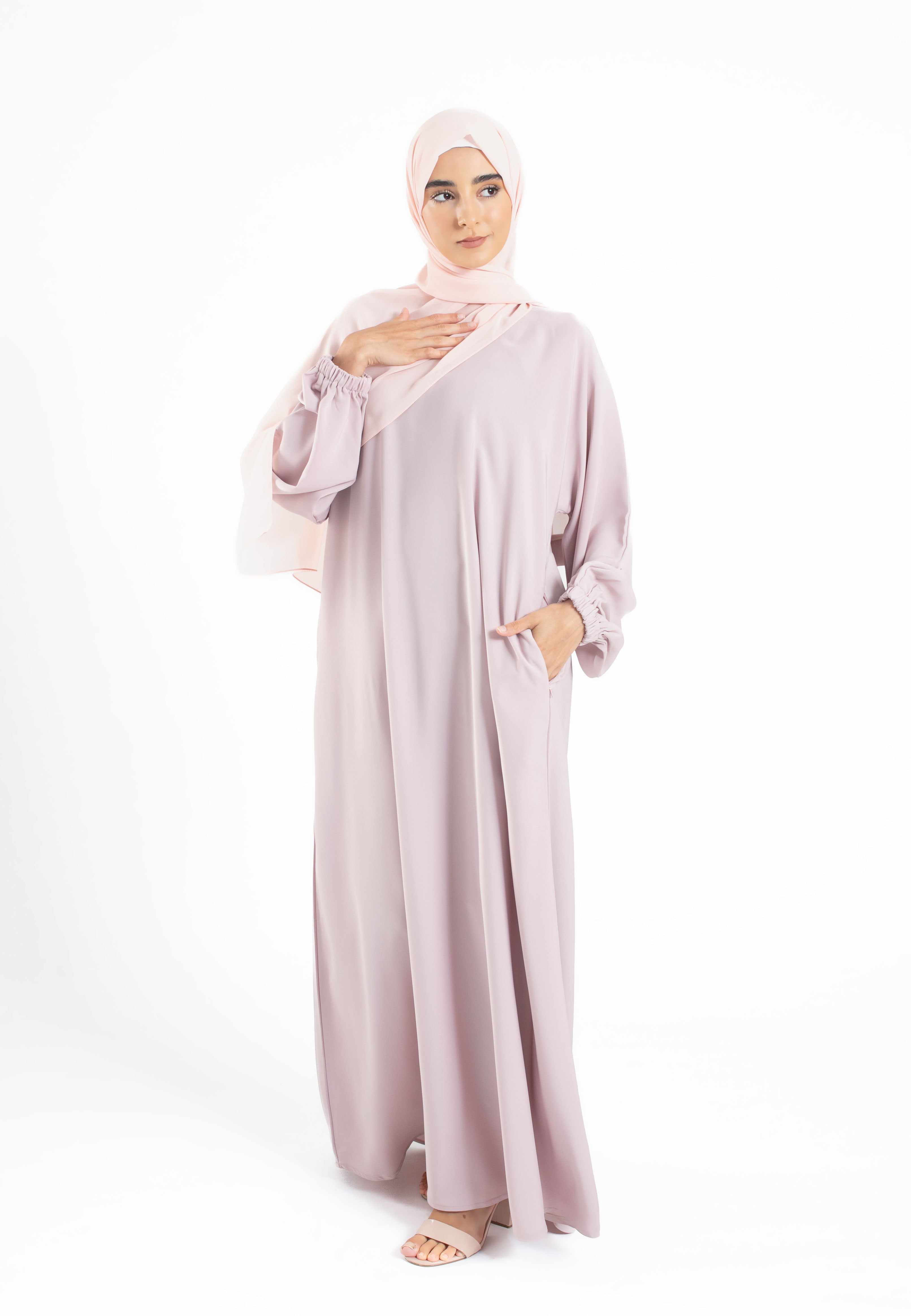 Pink-Zip-Pocket-Abaya