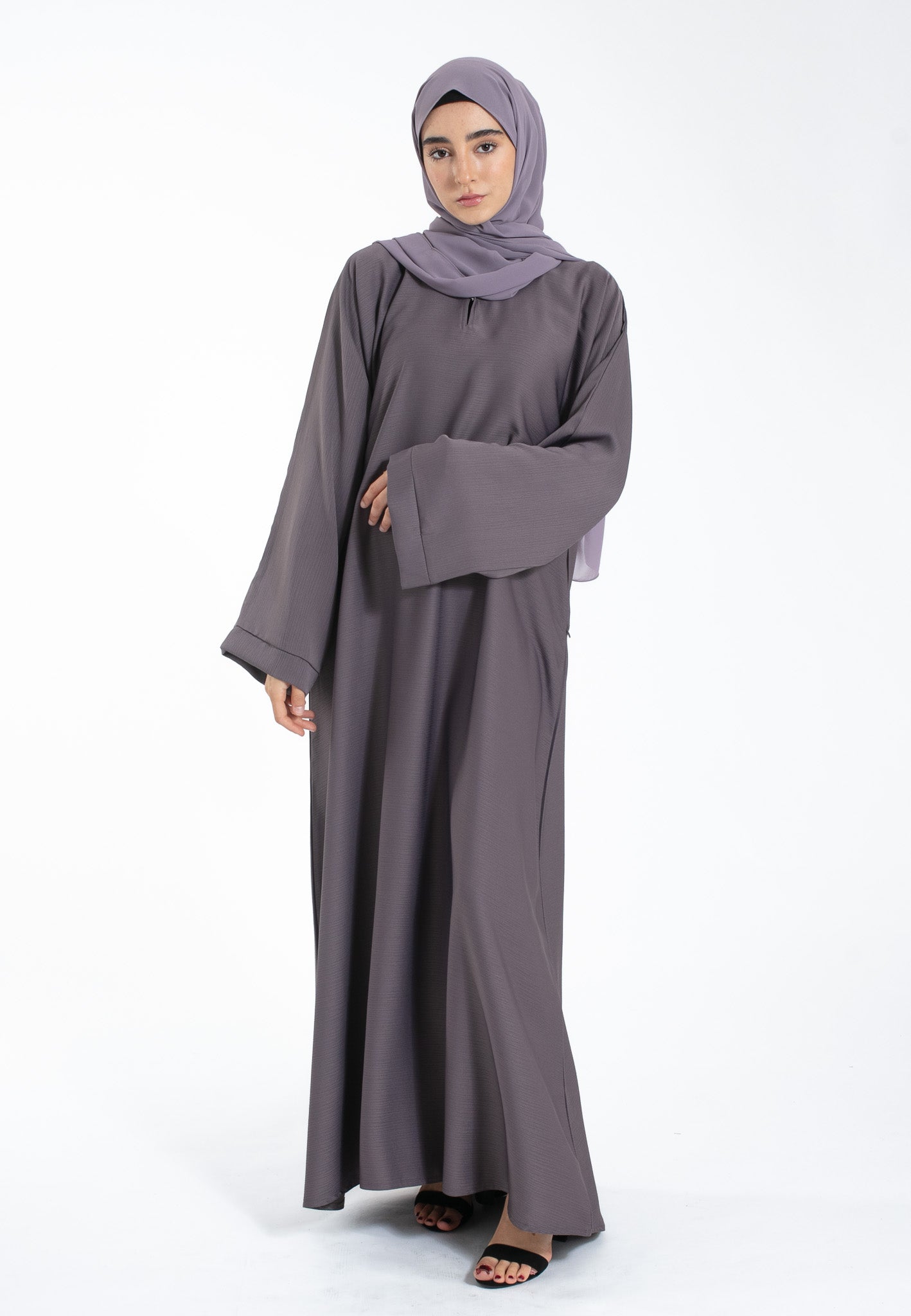 Bedrock Purple Pocket Abaya