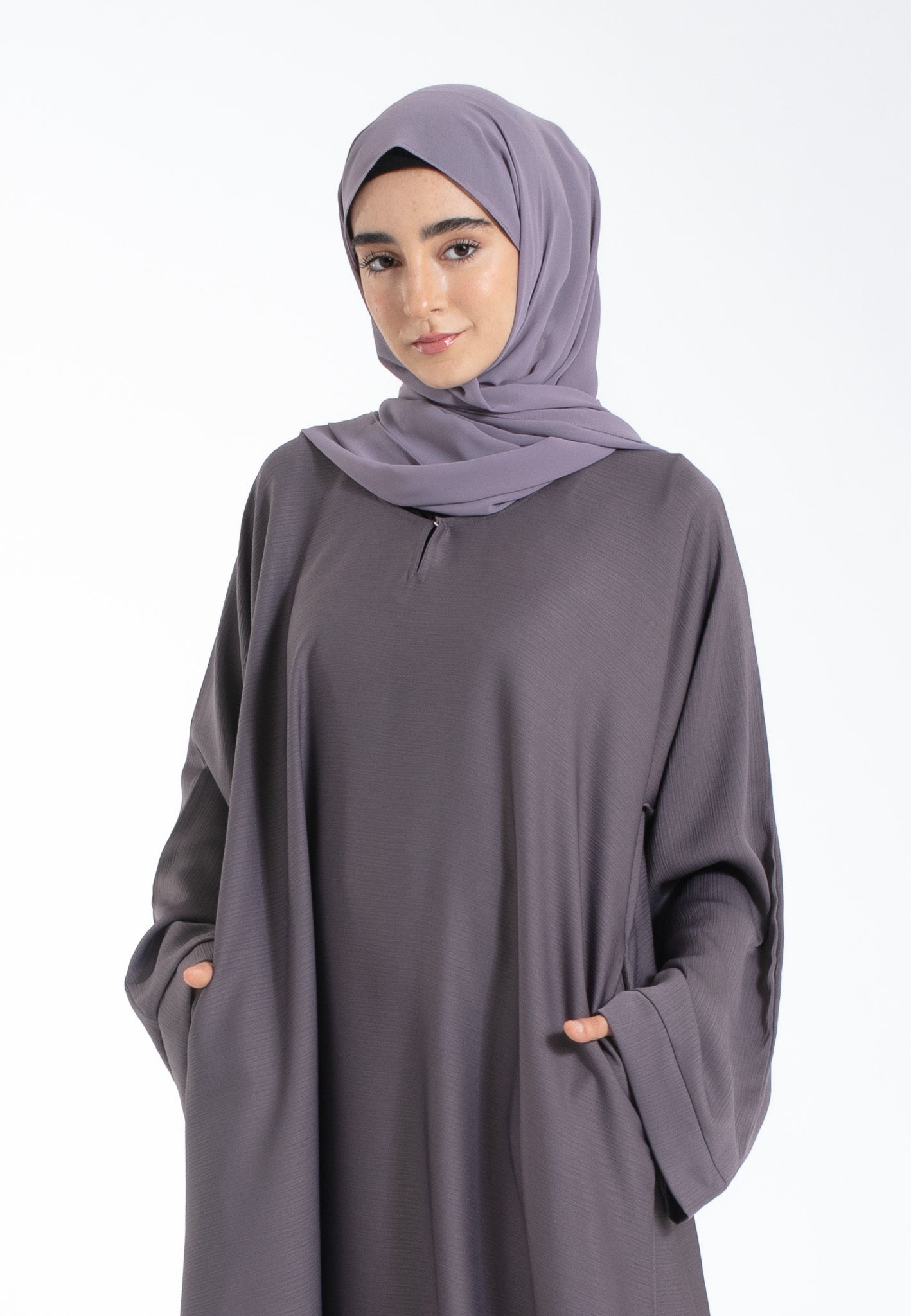 Bedrock Purple Pocket Abaya