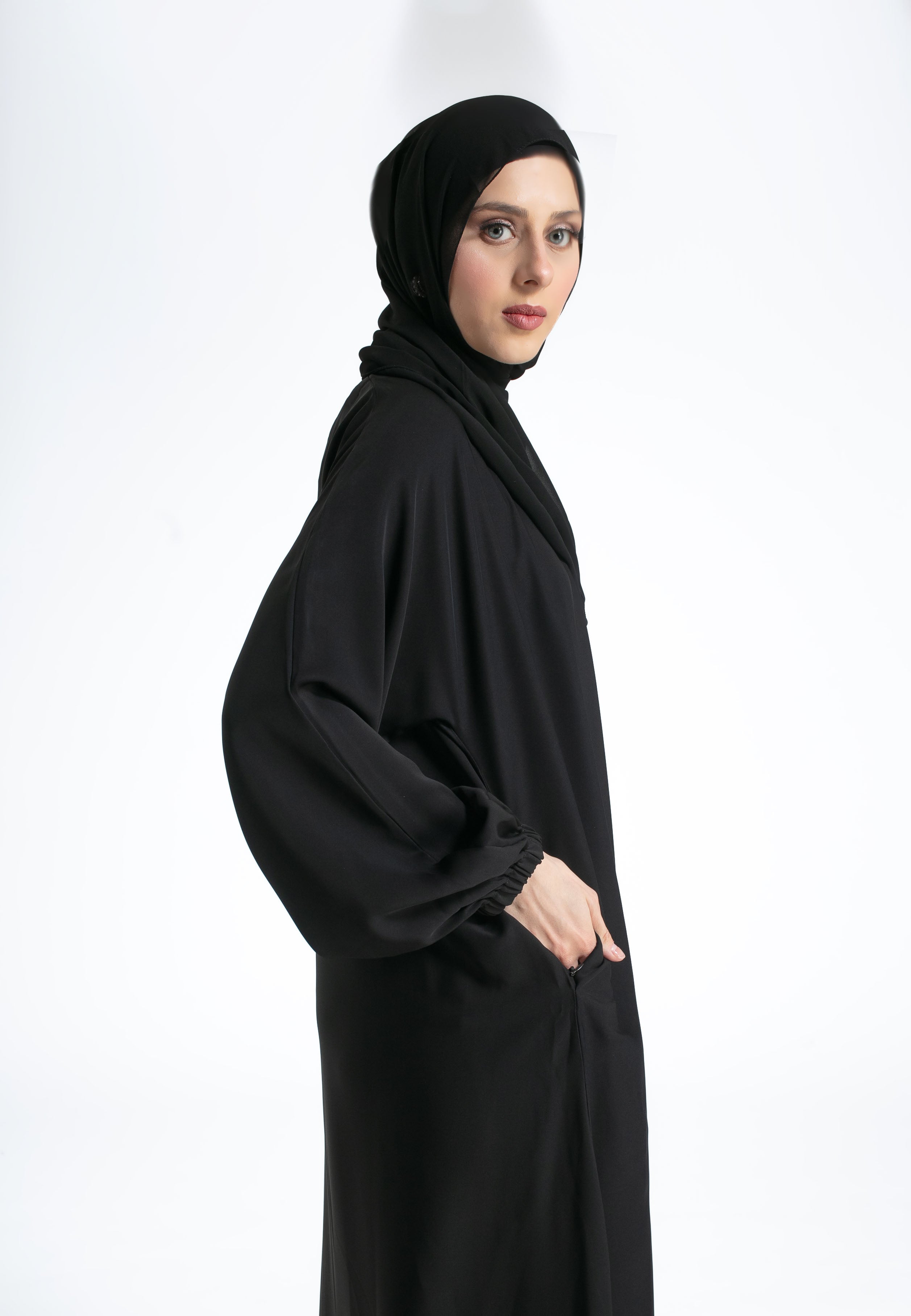 Pockey-Abaya-Black