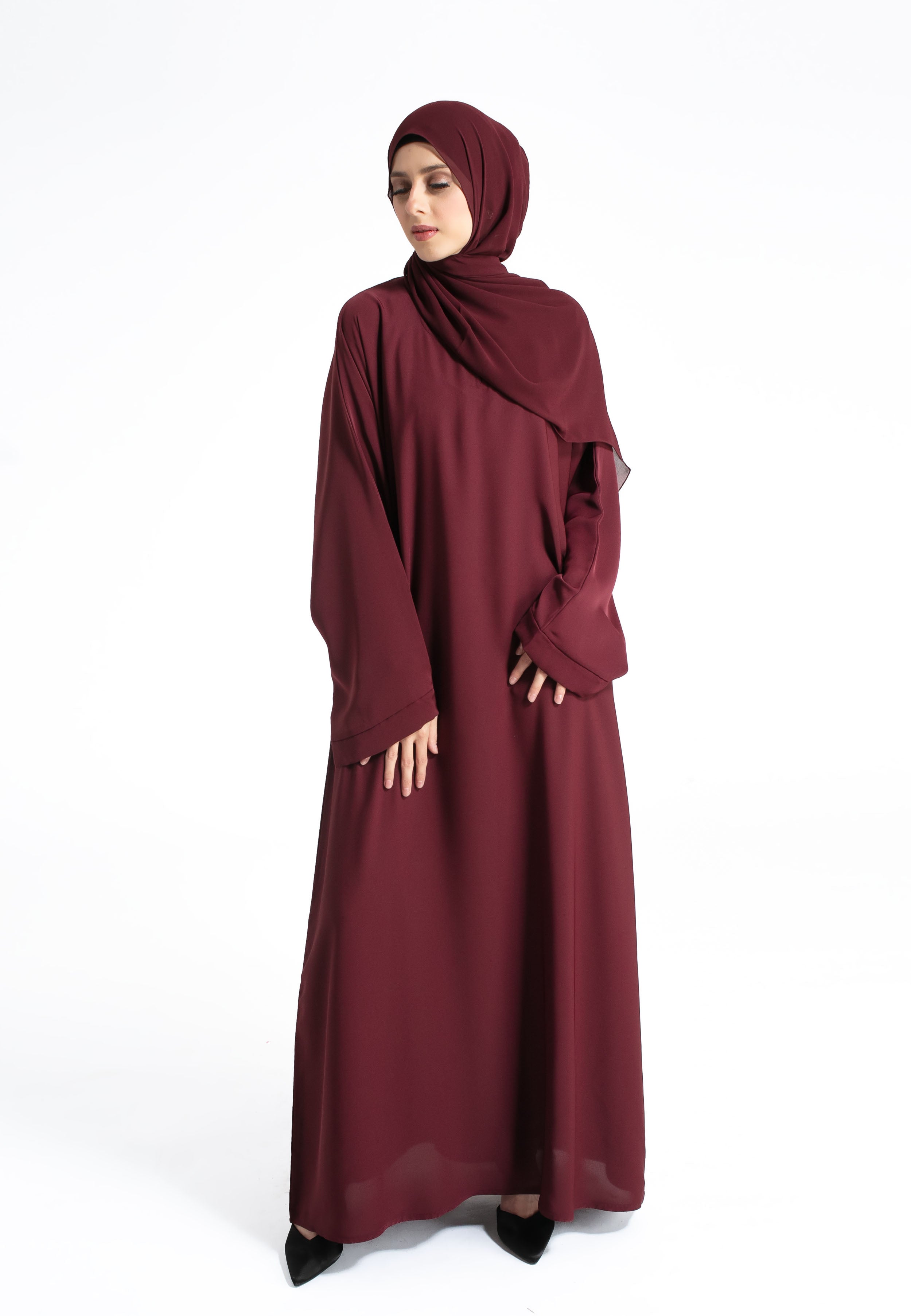 Burgundy Closed Abaya with Pockets