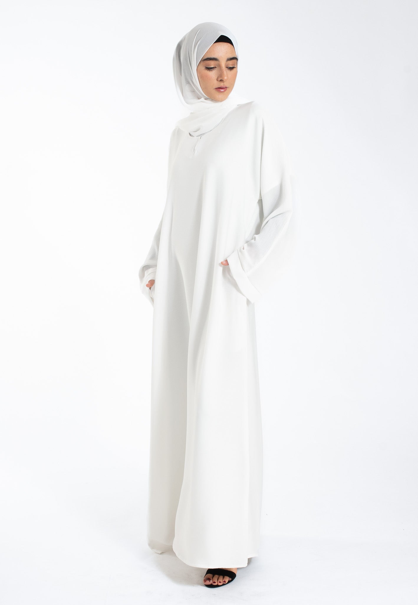 Off-White Textured Abaya with Zip Pockets