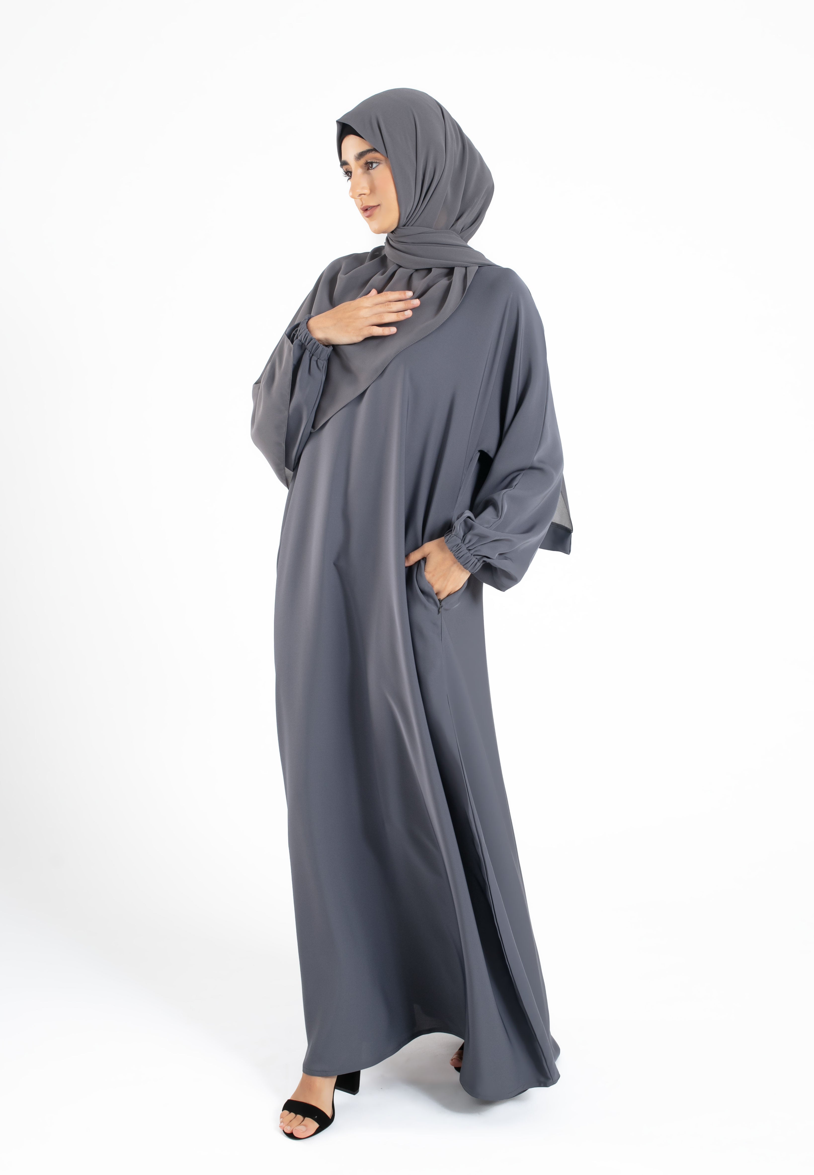 Pebble-Grey-Pocket-Abaya