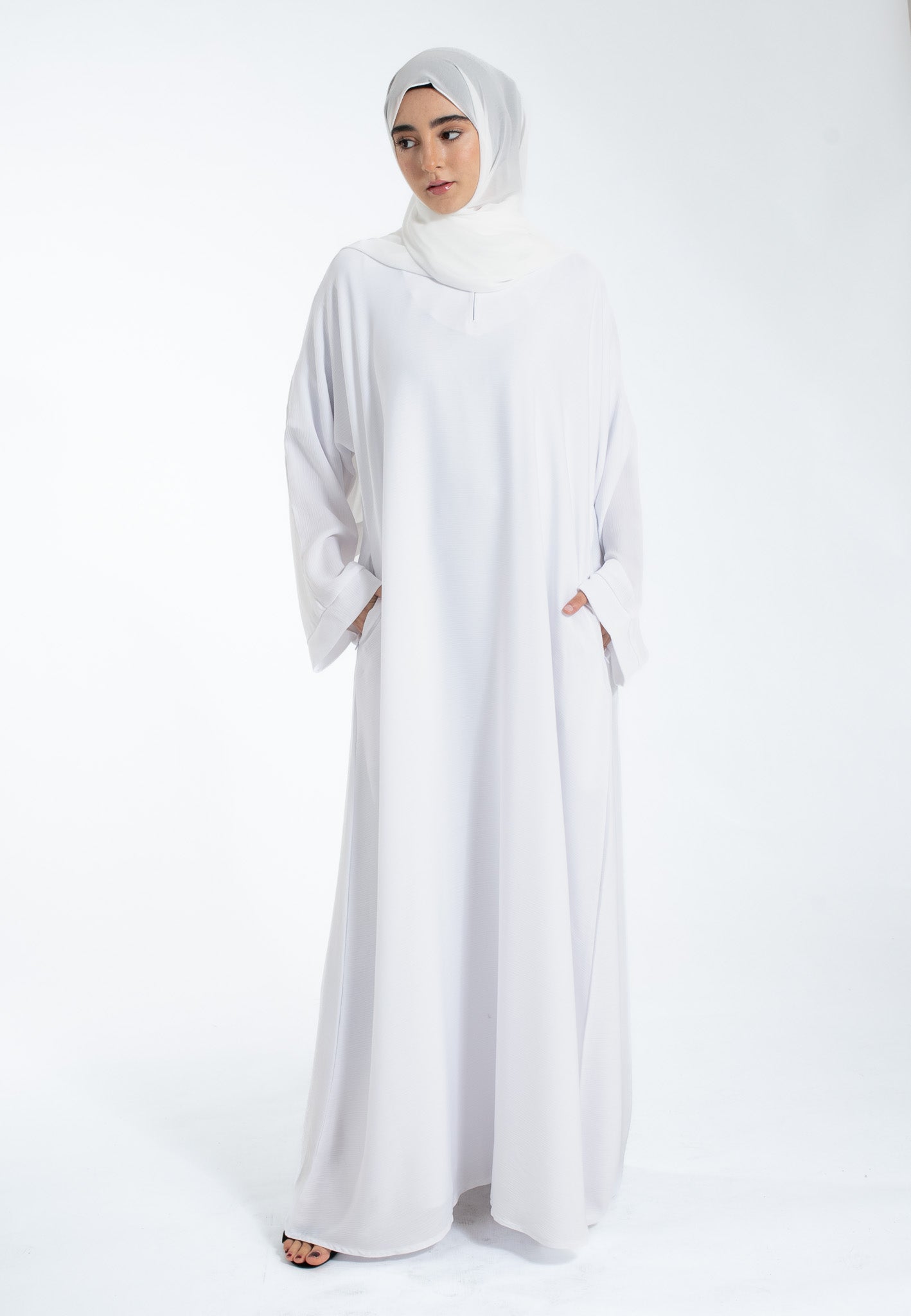 Pure White Pocket Abaya