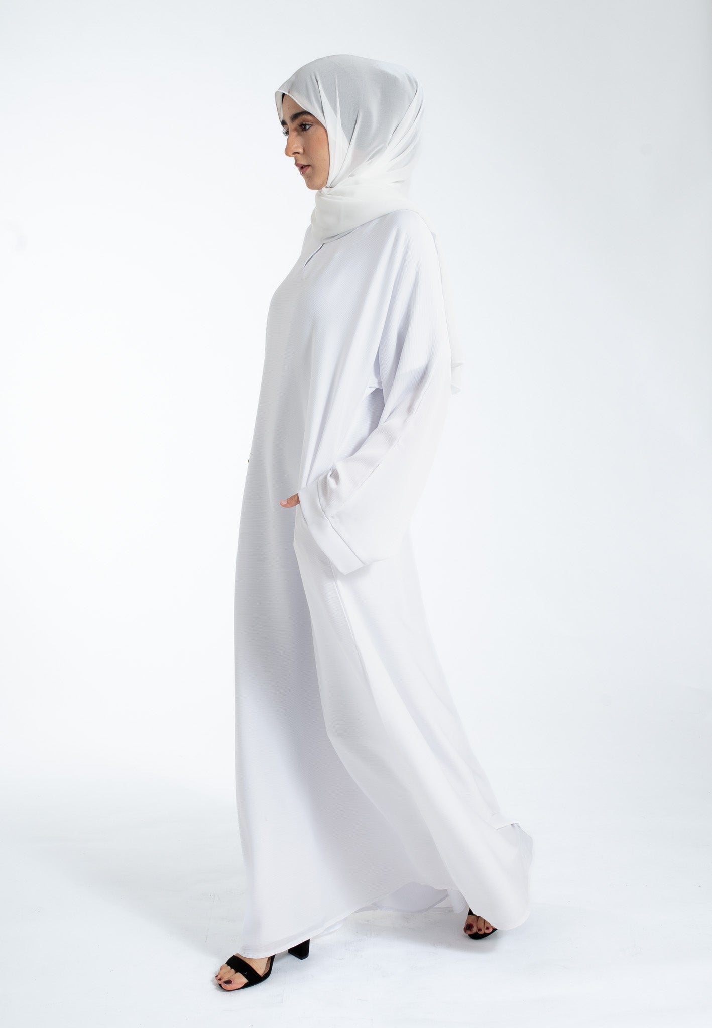 Pure White Pocket Abaya