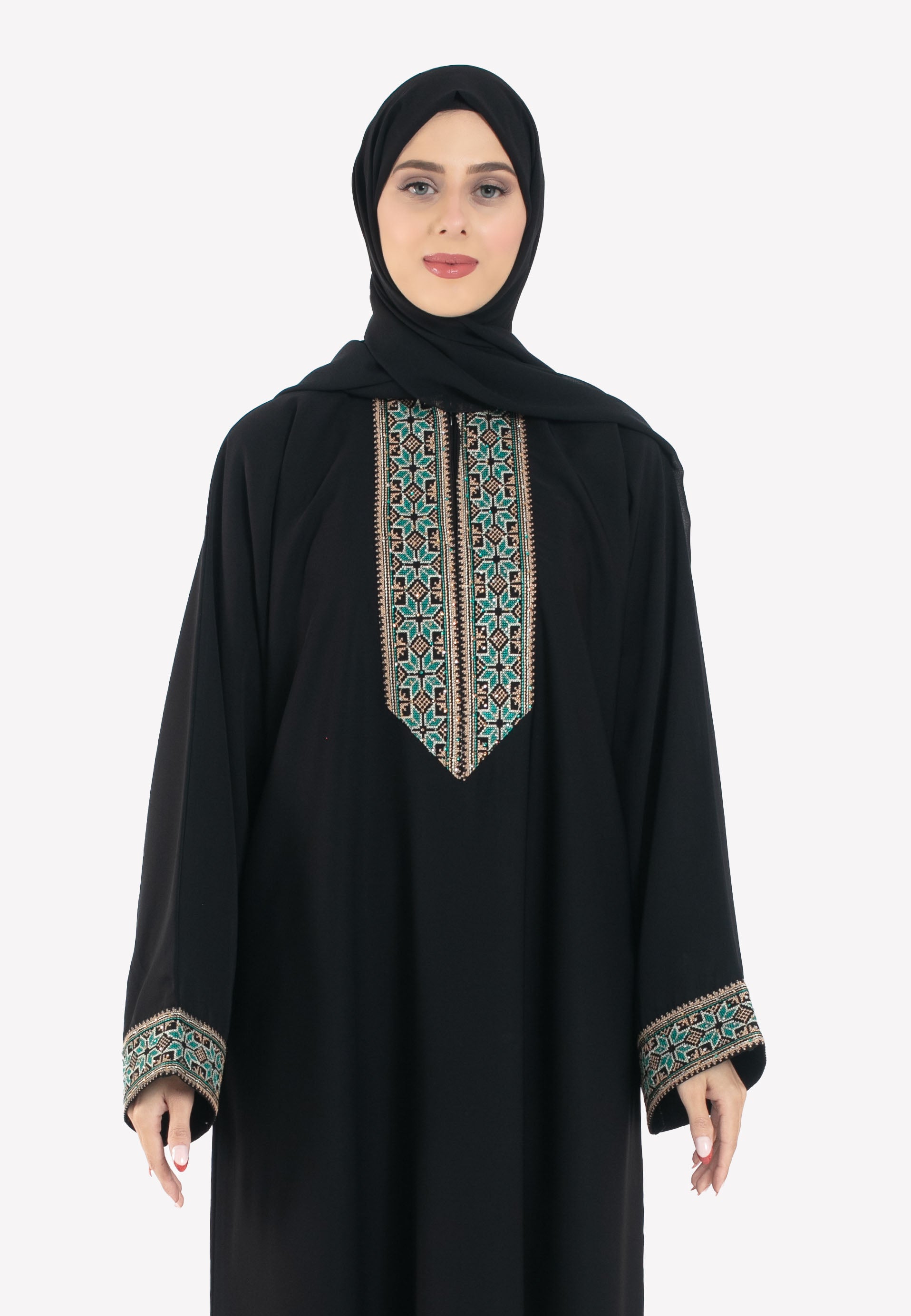 Tatreez Closed Abaya - Front Details